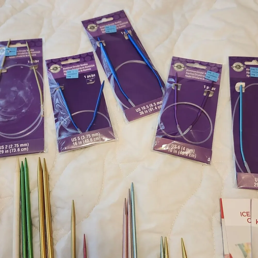 Lot of 22 Vintage Modern Knitting Needles 18 Patterns Boye Hero Loops & Threads